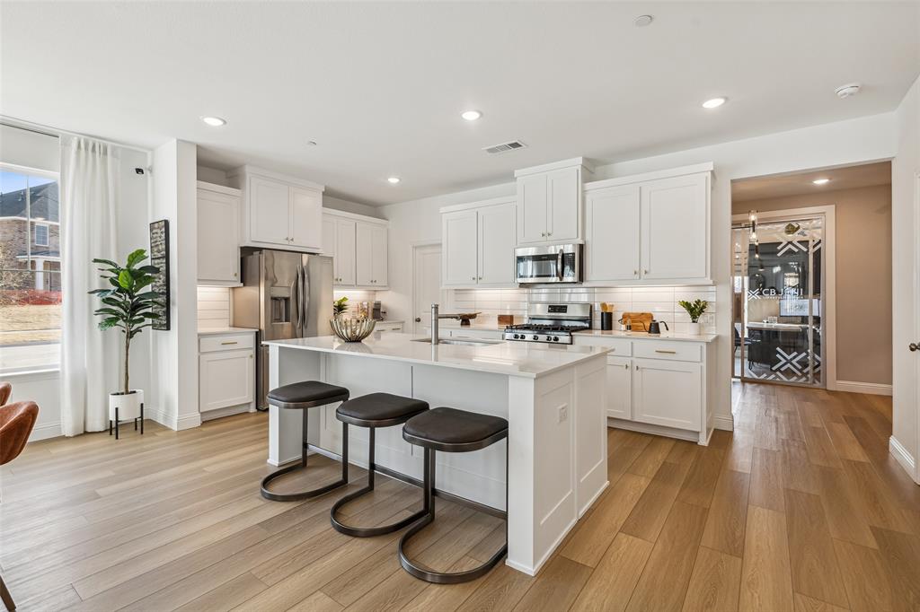 Your chef's dream kitchen awaits!