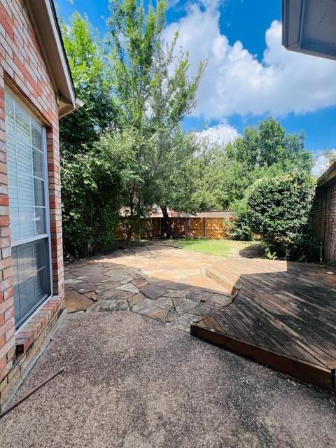 8648 Mill Creek Road, Irving, TX 75063