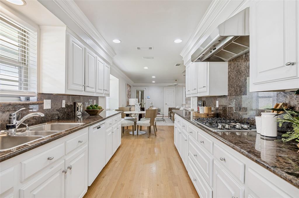 5322 W Mockingbird Lane, Dallas, TX 75209