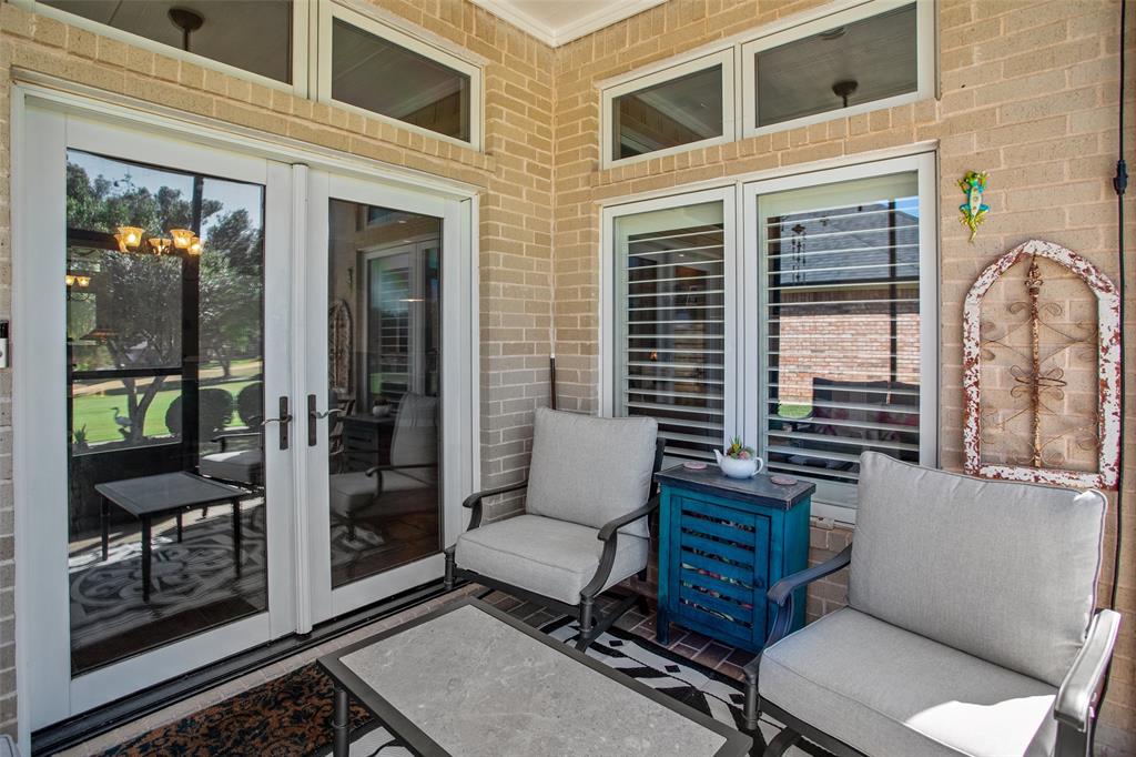 Screened in back porch.