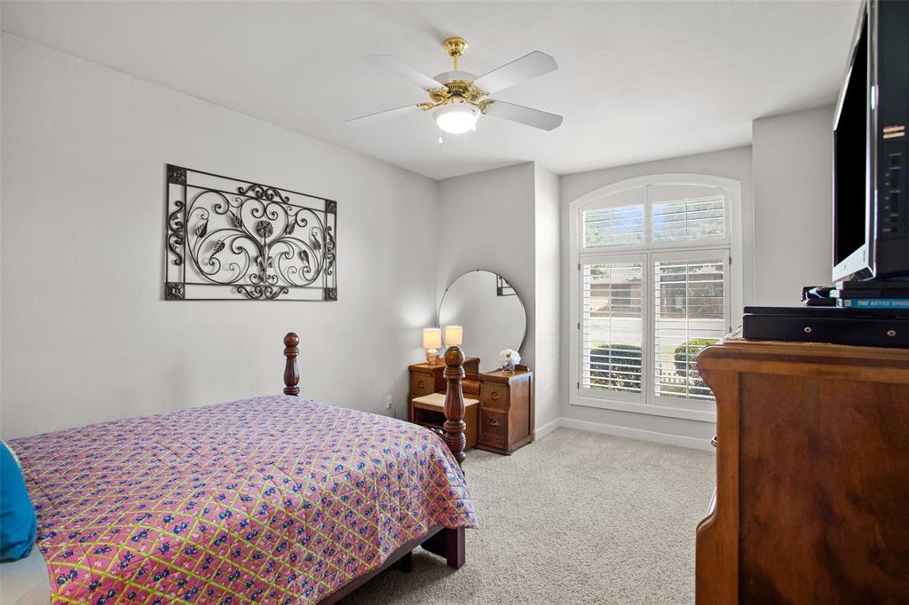 8606 Leisure Lane, Granbury, TX 76049