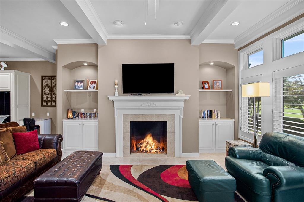 8606 Leisure Lane, Granbury, TX 76049