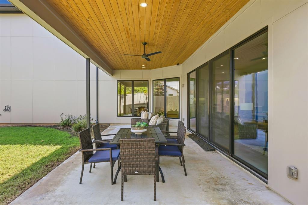9750 Mixon Drive, Dallas, TX 75220