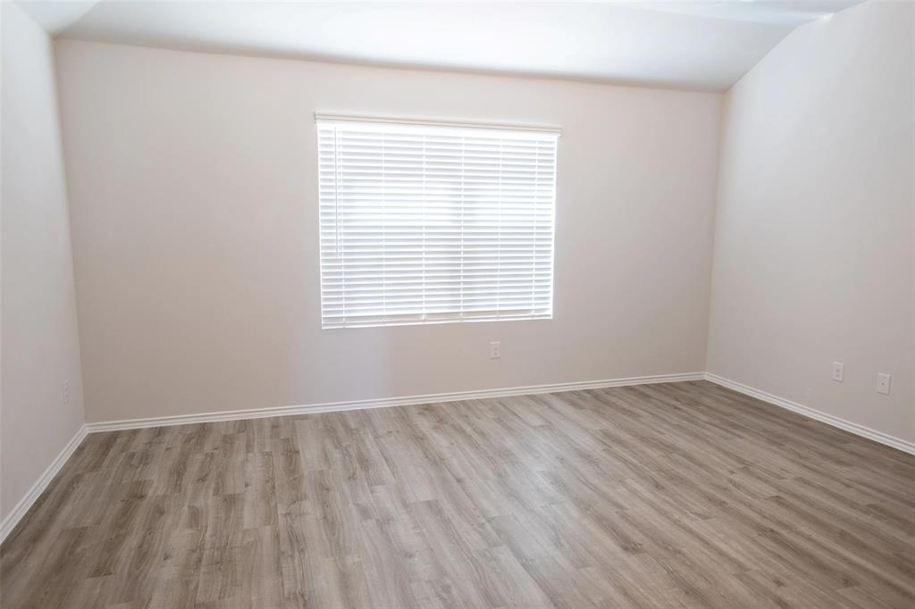 3202 Sonoma Trail, Ennis, TX 75119