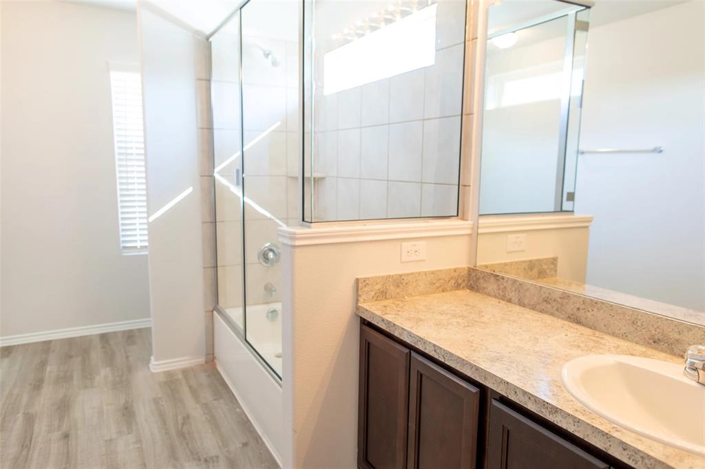 3202 Sonoma Trail, Ennis, TX 75119