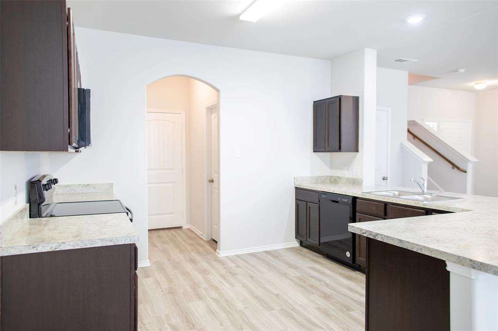 3202 Sonoma Trail, Ennis, TX 75119