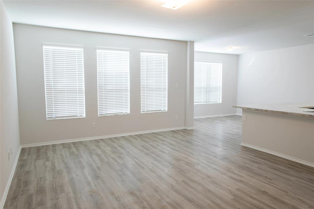 3202 Sonoma Trail, Ennis, TX 75119