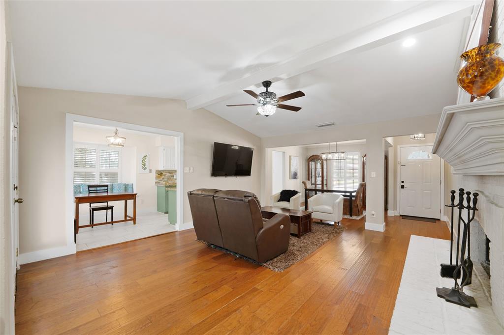 1602 Meadowglen Lane, Mesquite, TX 75150