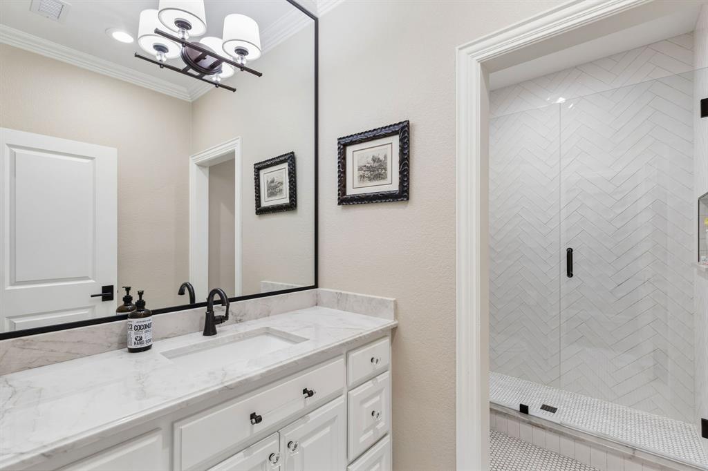 8511 Groveland Drive, Dallas, TX 75218