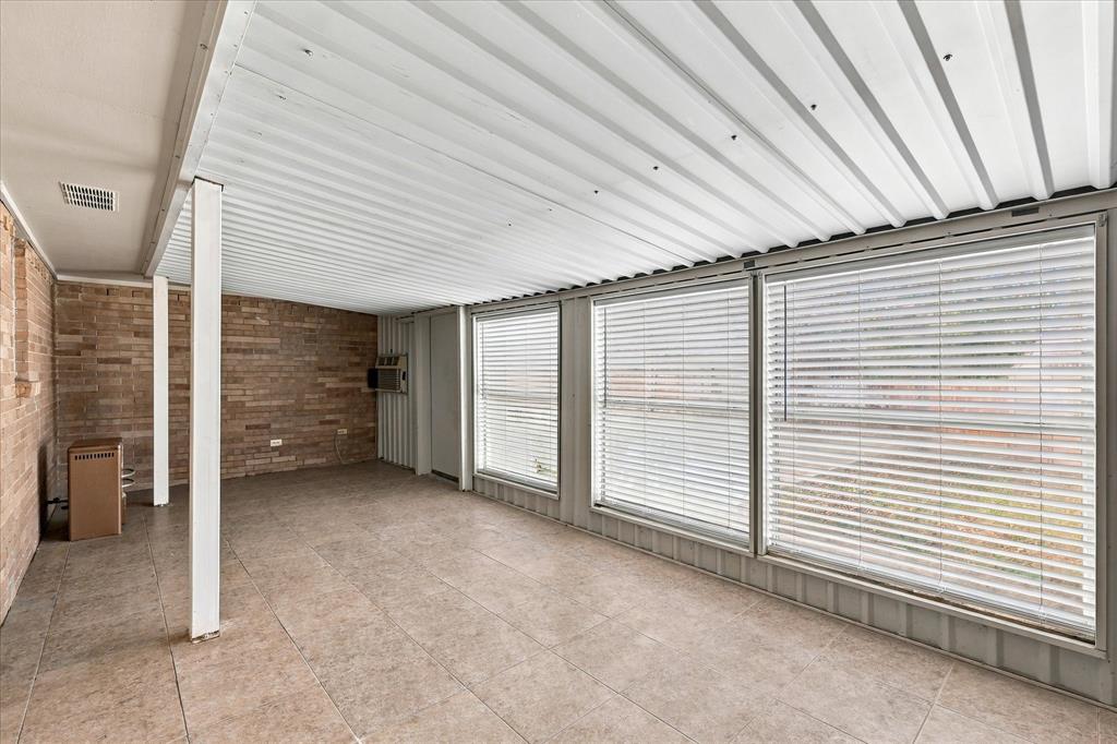 6408 Chapman Drive, Greenville, TX 75402