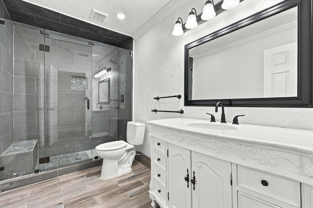 6408 Chapman Drive, Greenville, TX 75402