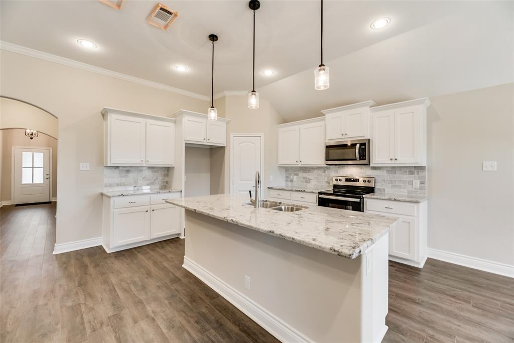 8102 Grant Lane, Greenville, TX 75402
