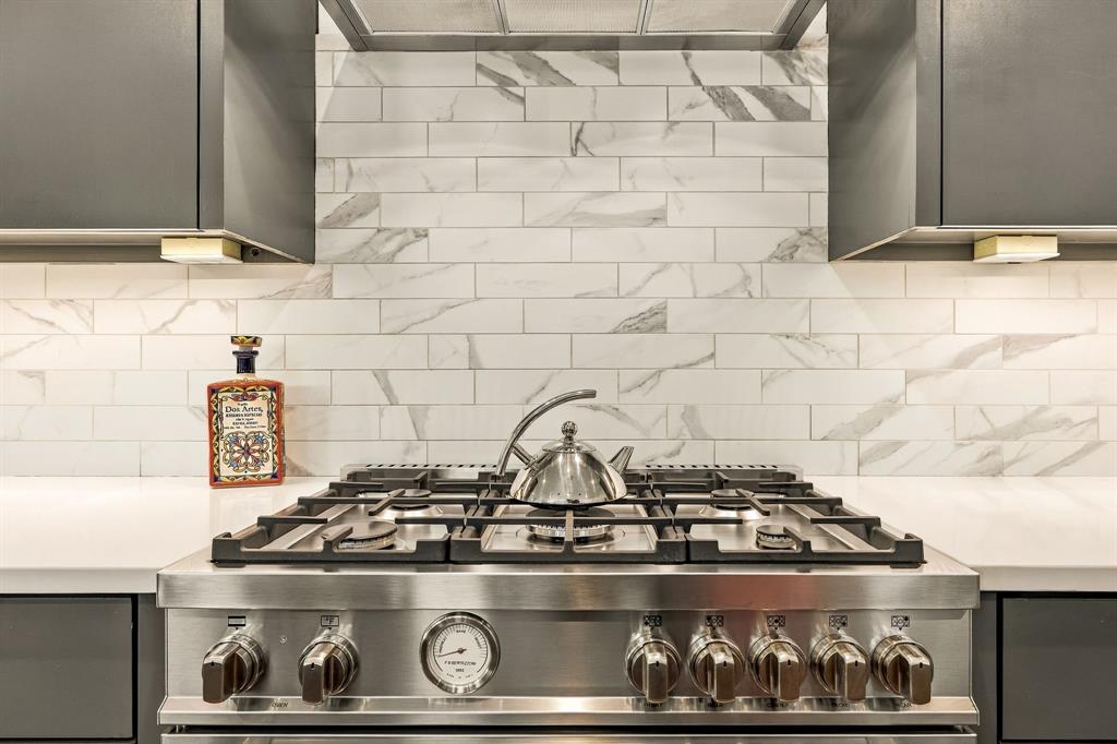 4623 Coles Manor Place, Dallas, TX 75204