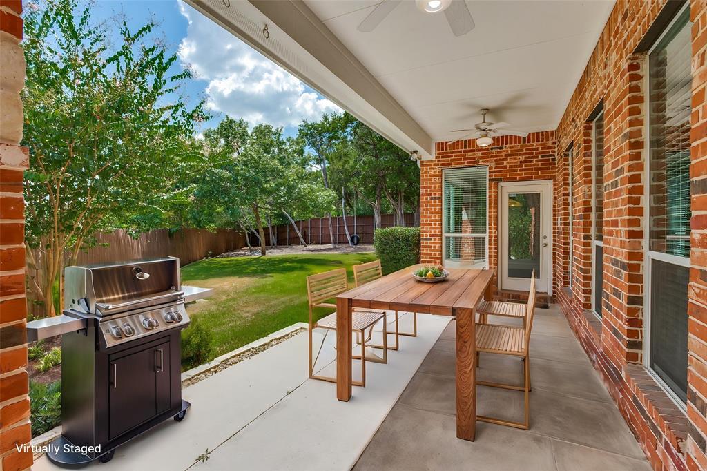 806 Cobblestone Court, Cedar Hill, TX 75104