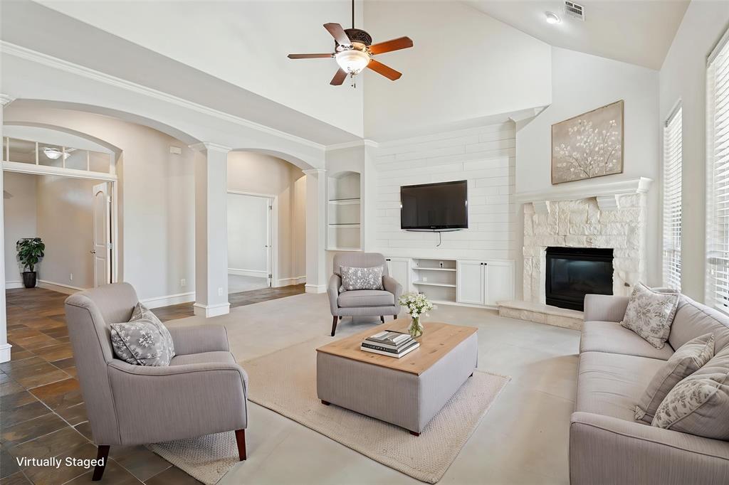 806 Cobblestone Court, Cedar Hill, TX 75104