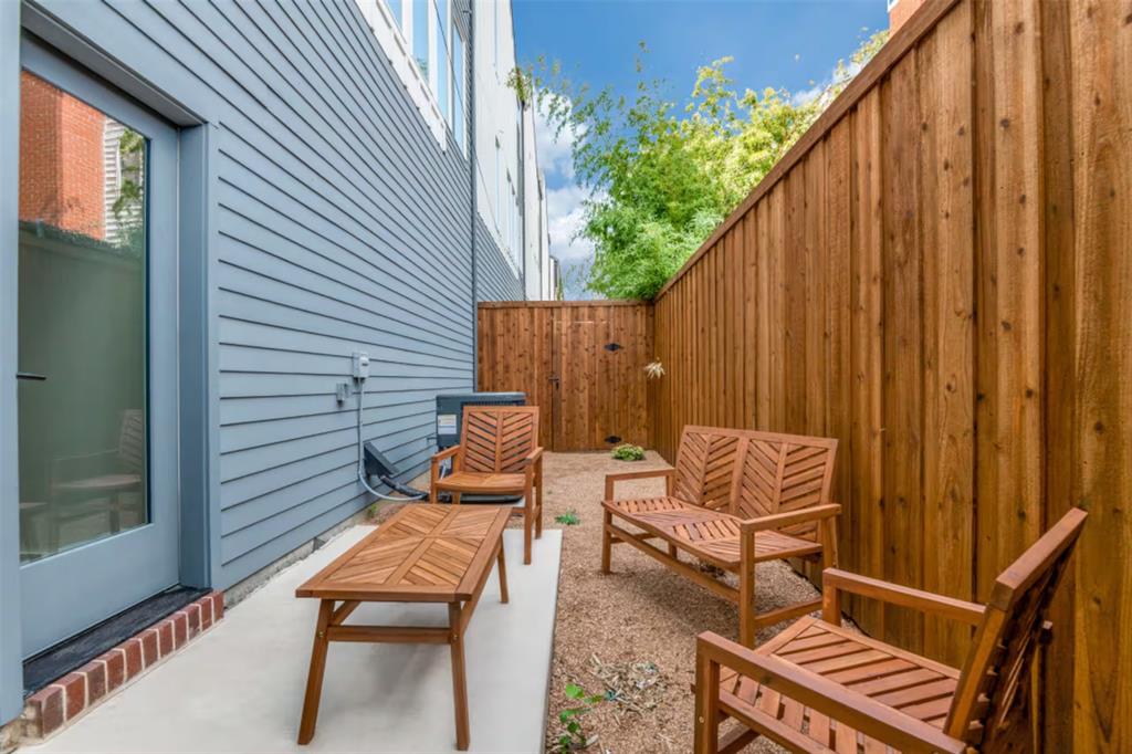 2915 Lucas Drive, #102, Dallas, TX 75219