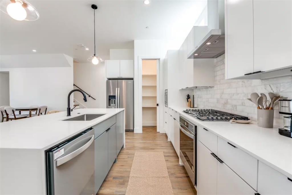 2915 Lucas Drive, #102, Dallas, TX 75219