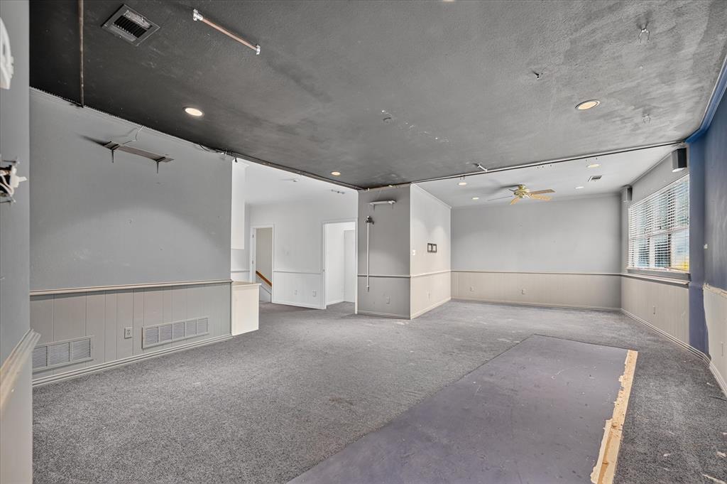 7007 Spanky Branch Court, Dallas, TX 75248