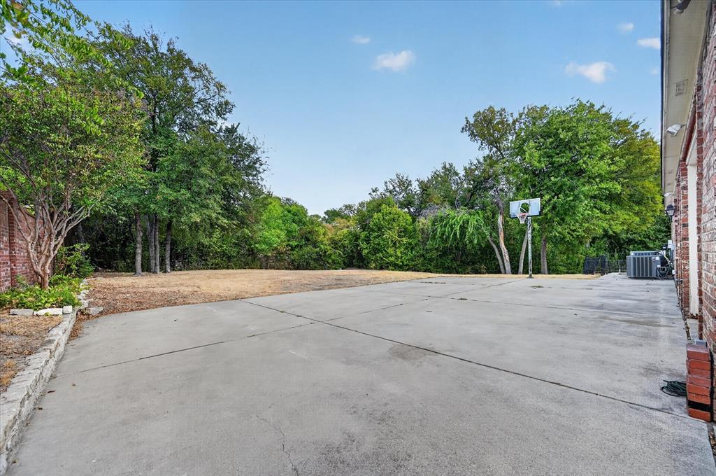 7007 Spanky Branch Court, Dallas, TX 75248