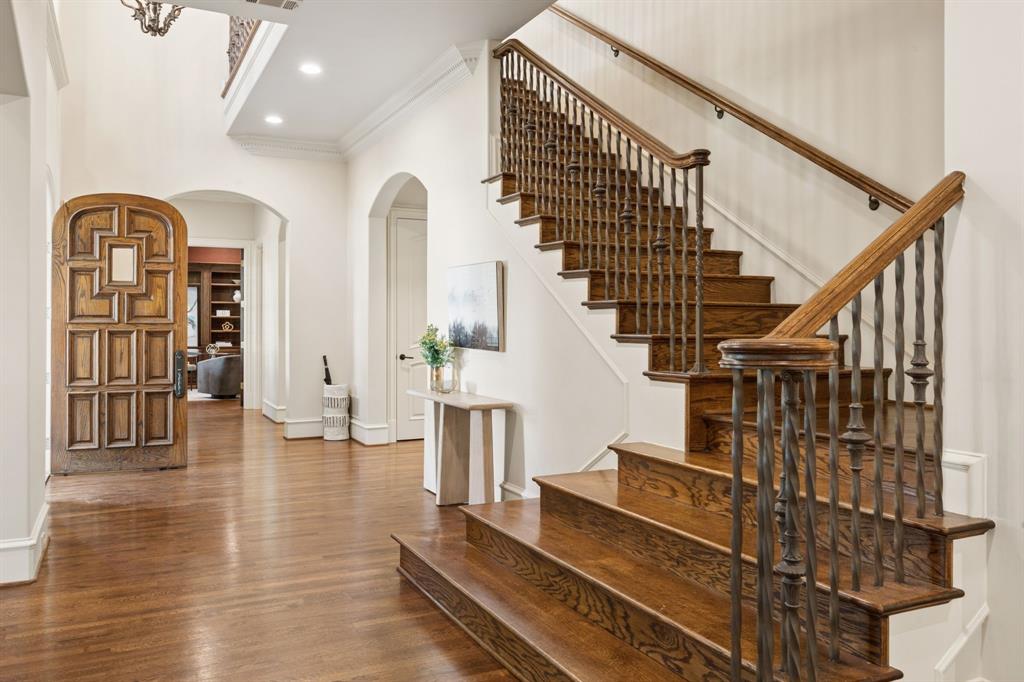 6406 Meadow Road, Dallas, TX 75230