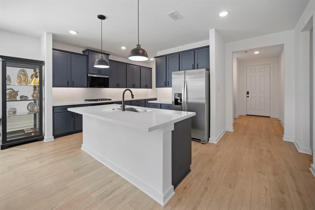 412 Wabash Drive, Waxahachie, TX 75167