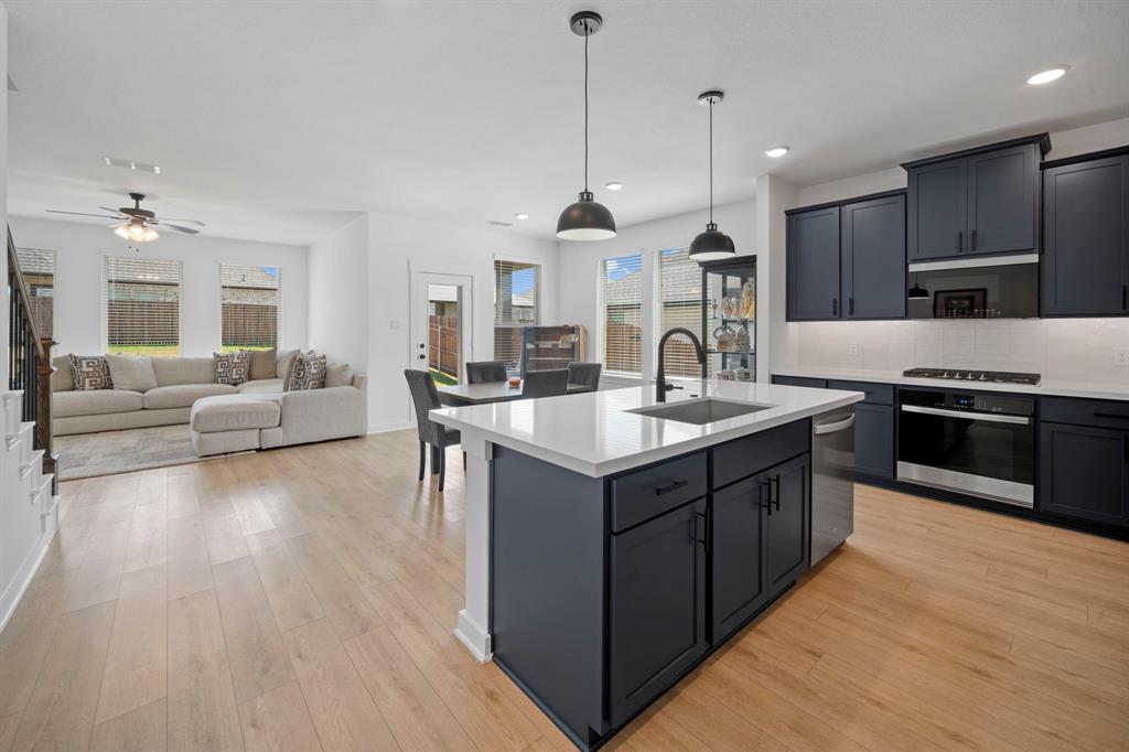 412 Wabash Drive, Waxahachie, TX 75167