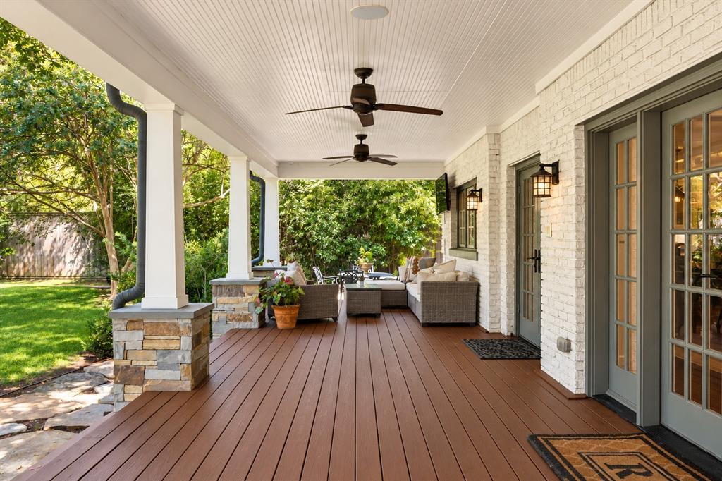 8319 Forest Hills Boulevard, Dallas, TX 75218