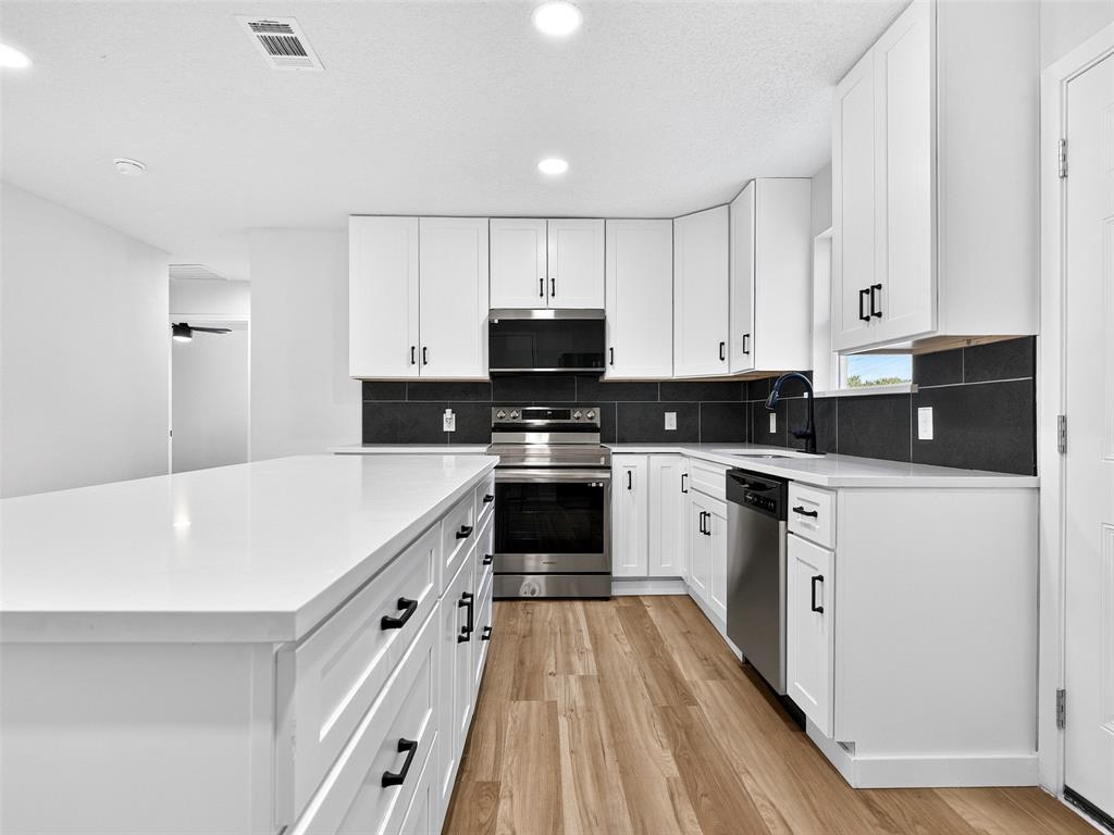 2352 Talco Drive, Dallas, TX 75241 2352 Talco Drive, Dallas, TX 75241