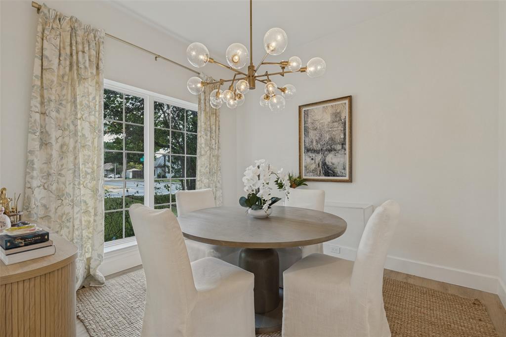 6042 Mercedes Avenue, Dallas, TX 75206