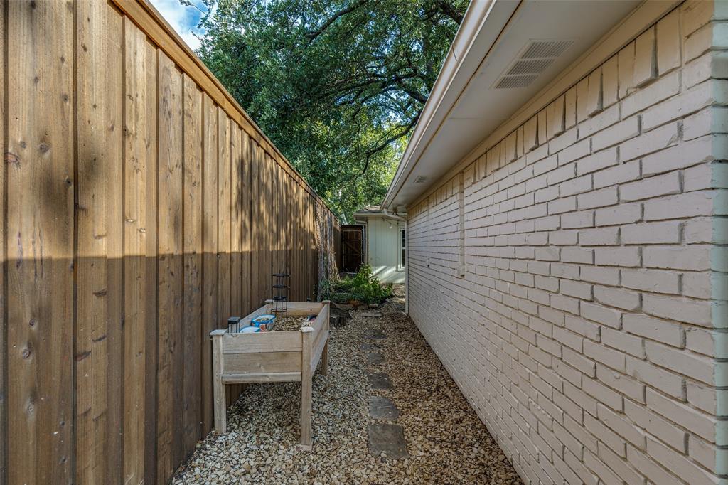 6042 Mercedes Avenue, Dallas, TX 75206