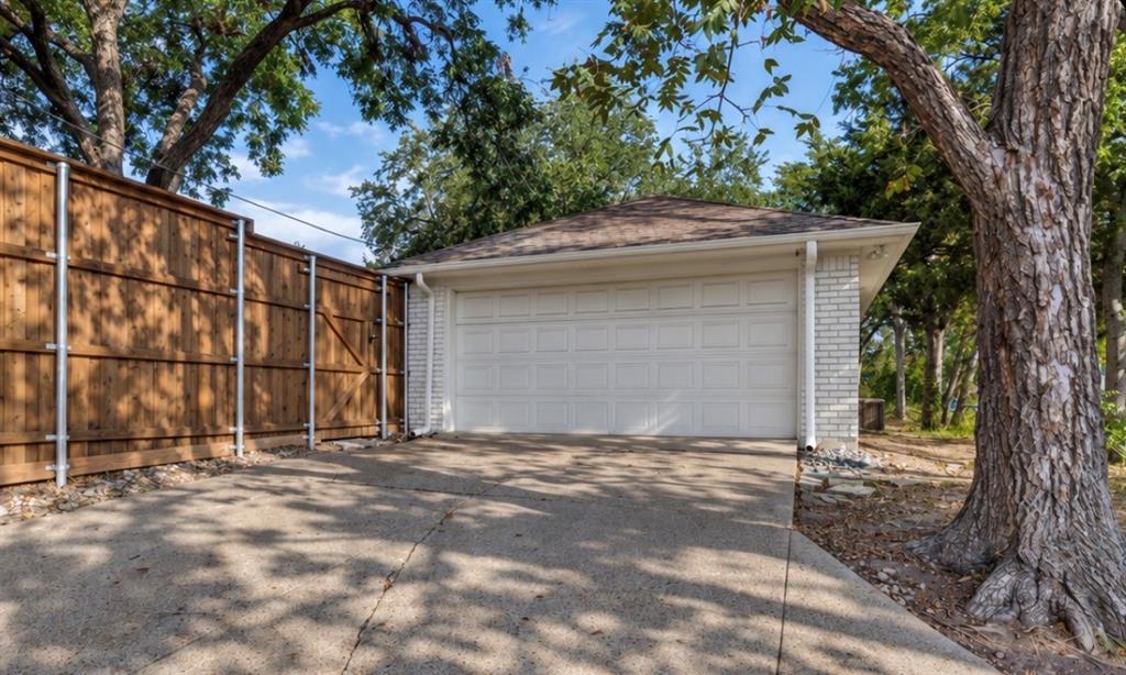 6042 Mercedes Avenue, Dallas, TX 75206