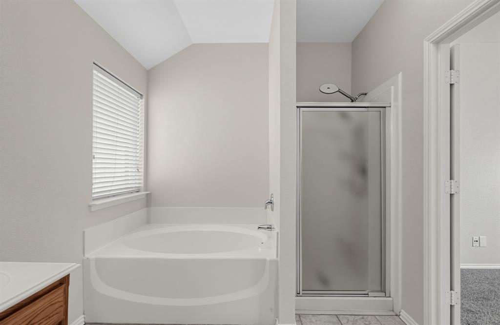 1655 Wildflower Drive, Waxahachie, TX 75165