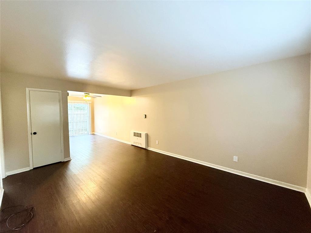 10450 E Northwest Highway, Dallas, TX 75238