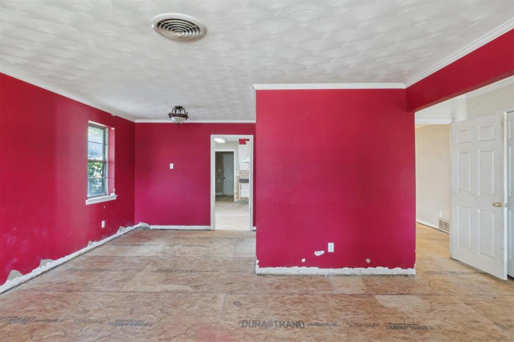 8435 Sweetwood Drive, Dallas, TX 75228