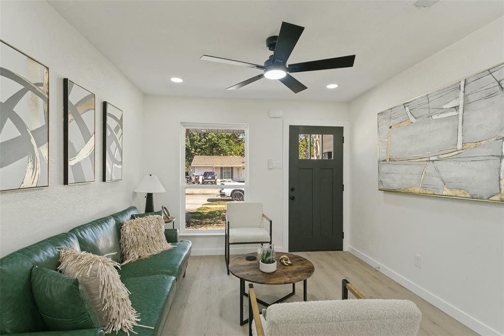2812 E 15th Street, Plano, TX 75074