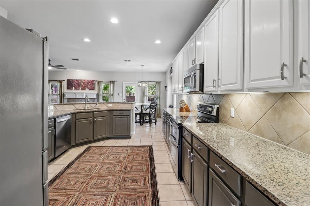 Large Kitchen