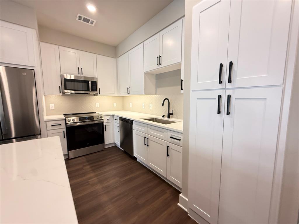 3255 Carlisle Street, #2106, Dallas, TX 75204