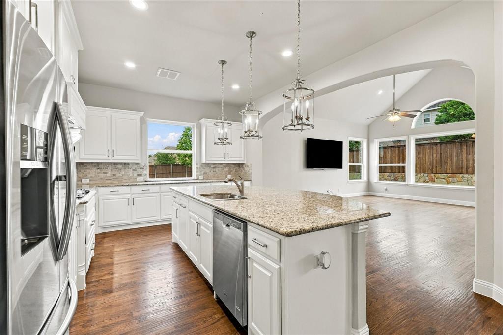 4832 Toledo Bend Drive, Frisco, TX 75033