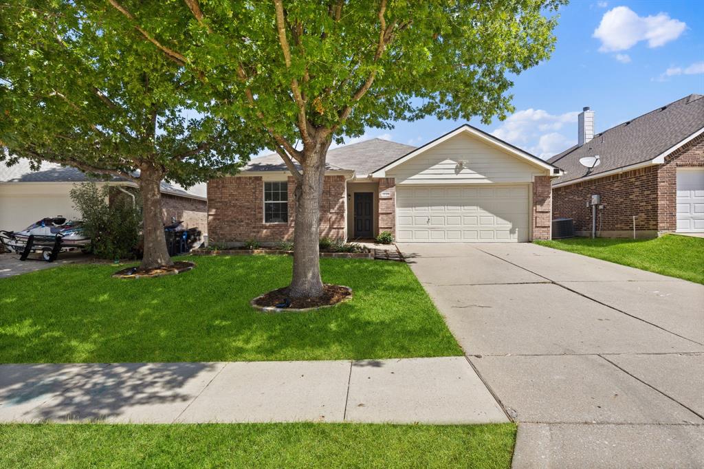 1110 Antoinette Drive, Princeton, TX 75407