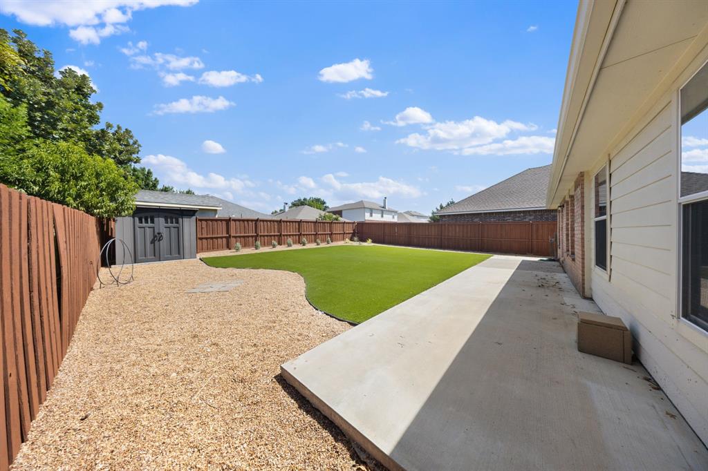 1110 Antoinette Drive, Princeton, TX 75407