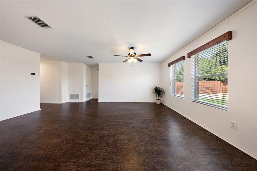 1110 Antoinette Drive, Princeton, TX 75407