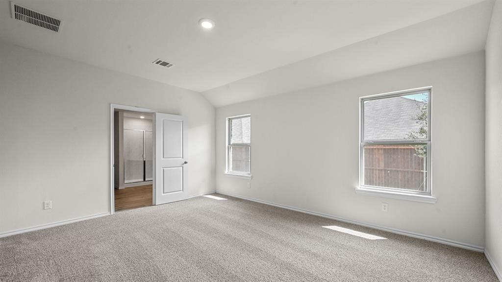 Vaulted ceiling with recessed lighting