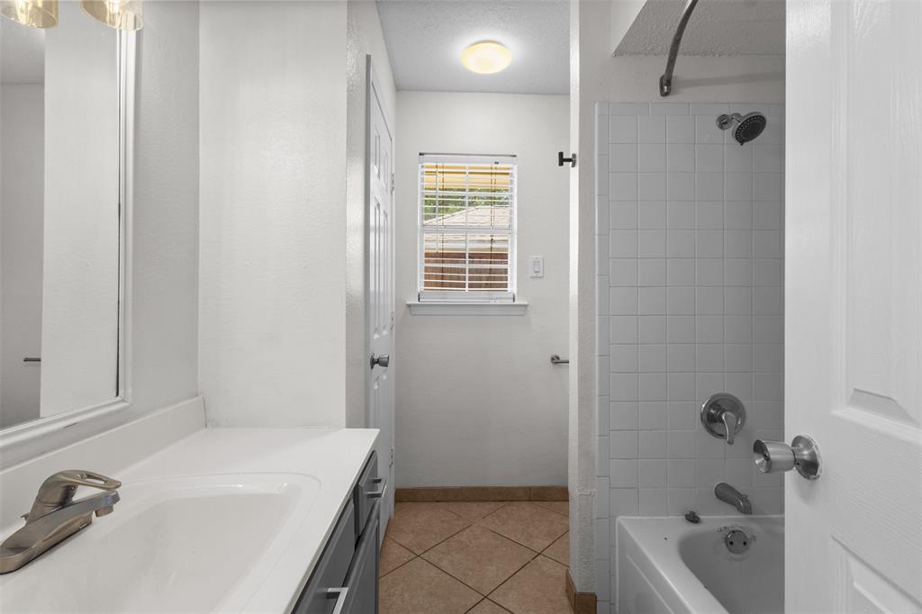 523 Glen Cove Street, Seagoville, TX 75159
