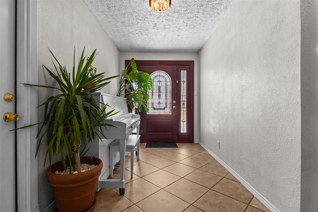 523 Glen Cove Street, Seagoville, TX 75159