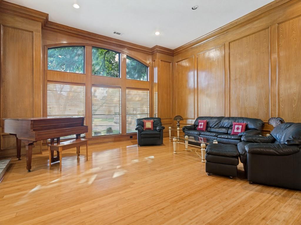 7015 Nicki Street, Dallas, TX 75252