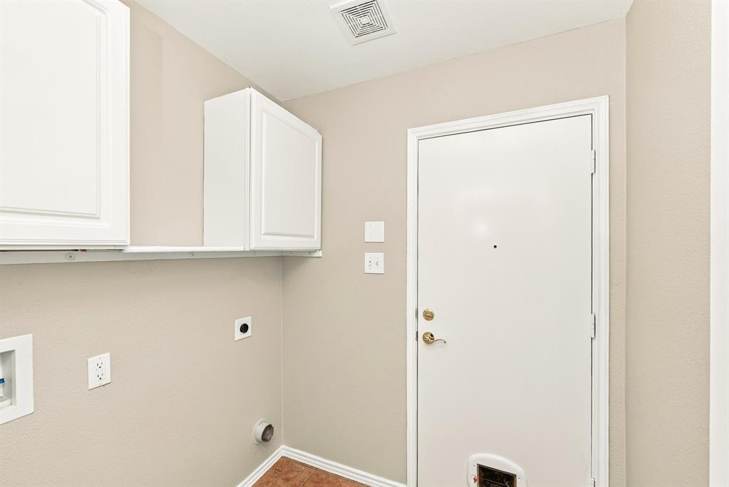 3911 Alpha Way, Midlothian, TX 76065