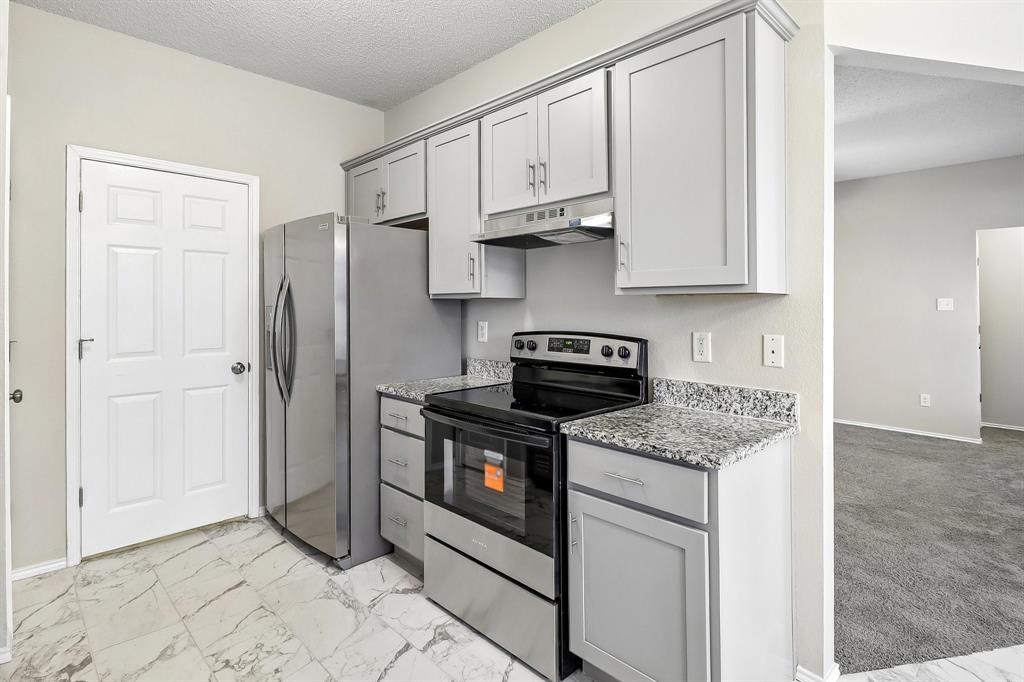 1504 Parrot Court, DeSoto, TX 75115