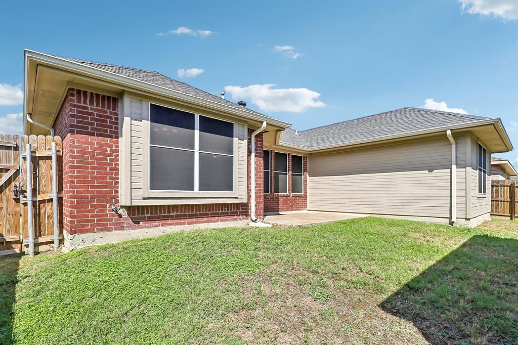 1504 Parrot Court, DeSoto, TX 75115