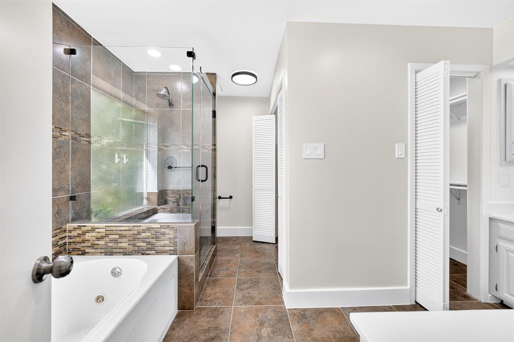 908 Via Barcelona, Mesquite, TX 75150