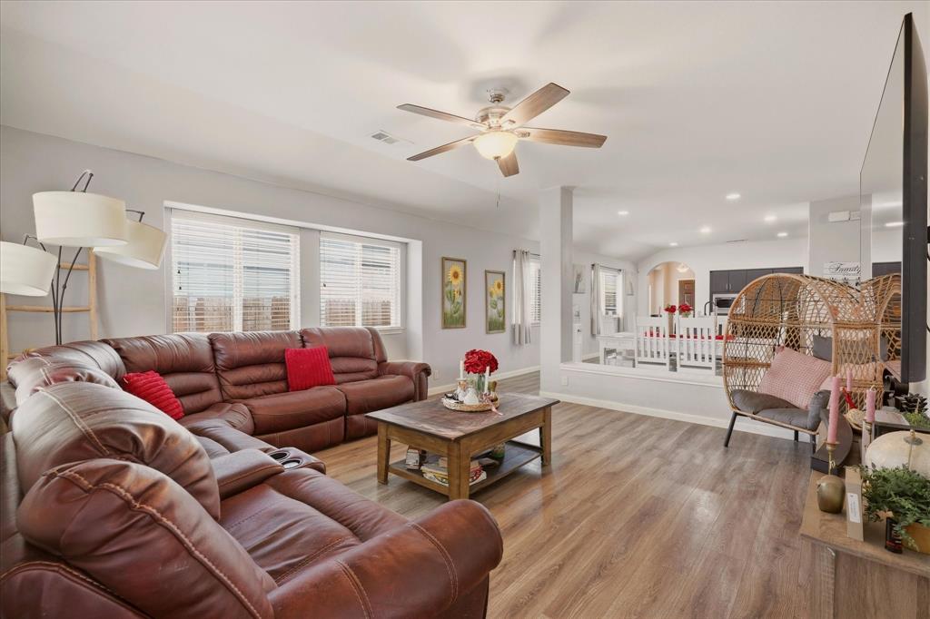 4105 Candleberry Lane, Heartland, TX 75126